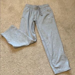 Women’s Nike sweatpants